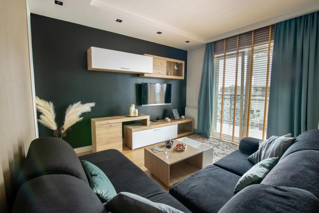 Vip Apartament Жешов Екстериор снимка